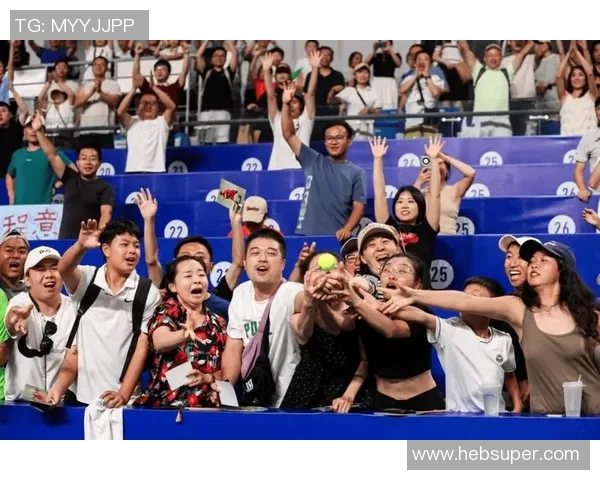 成都网球队以82分领跑杯赛积分榜势头强劲争夺冠军荣耀